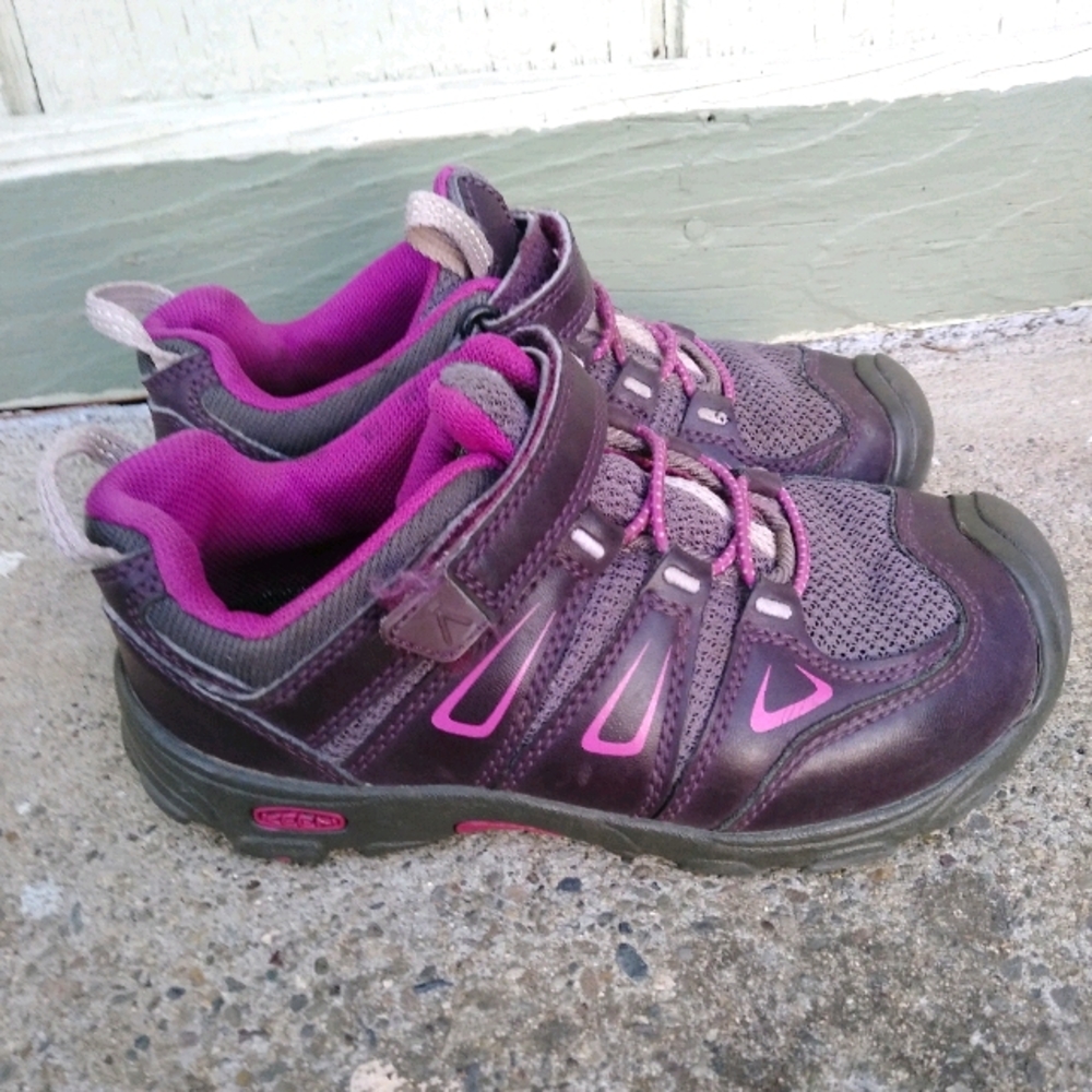Keen, Girls Hikers Size 13